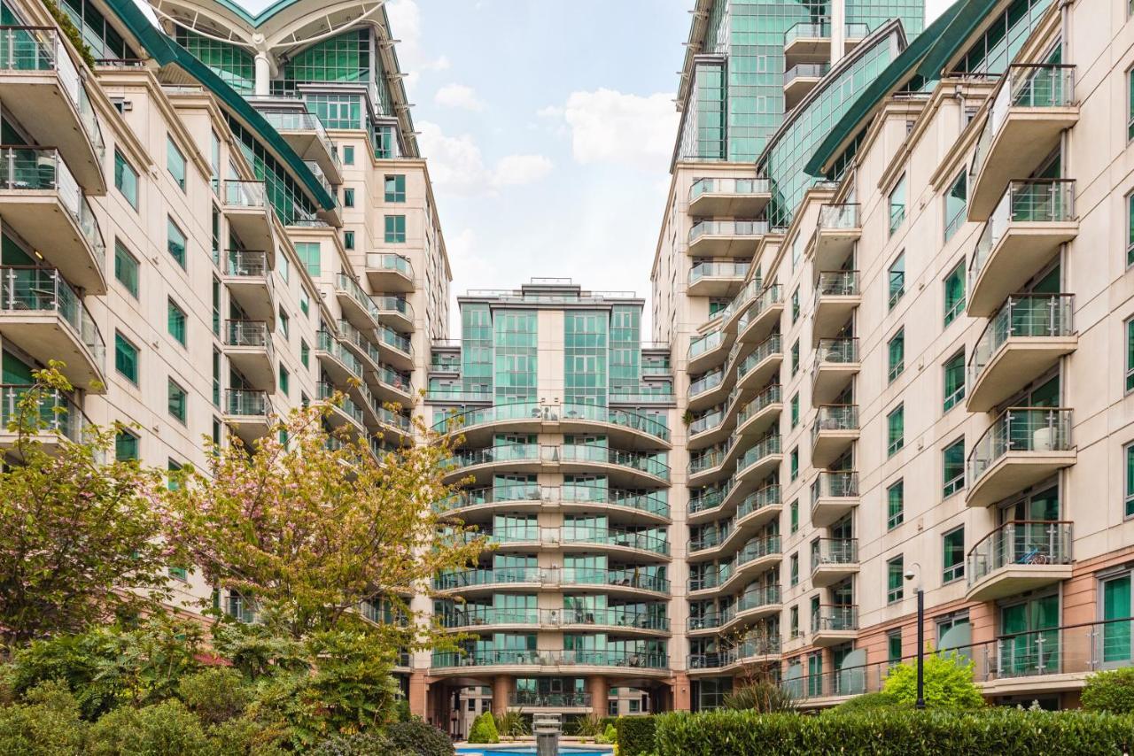 Riverside 2-Bedroom Apartments Londres Extérieur photo