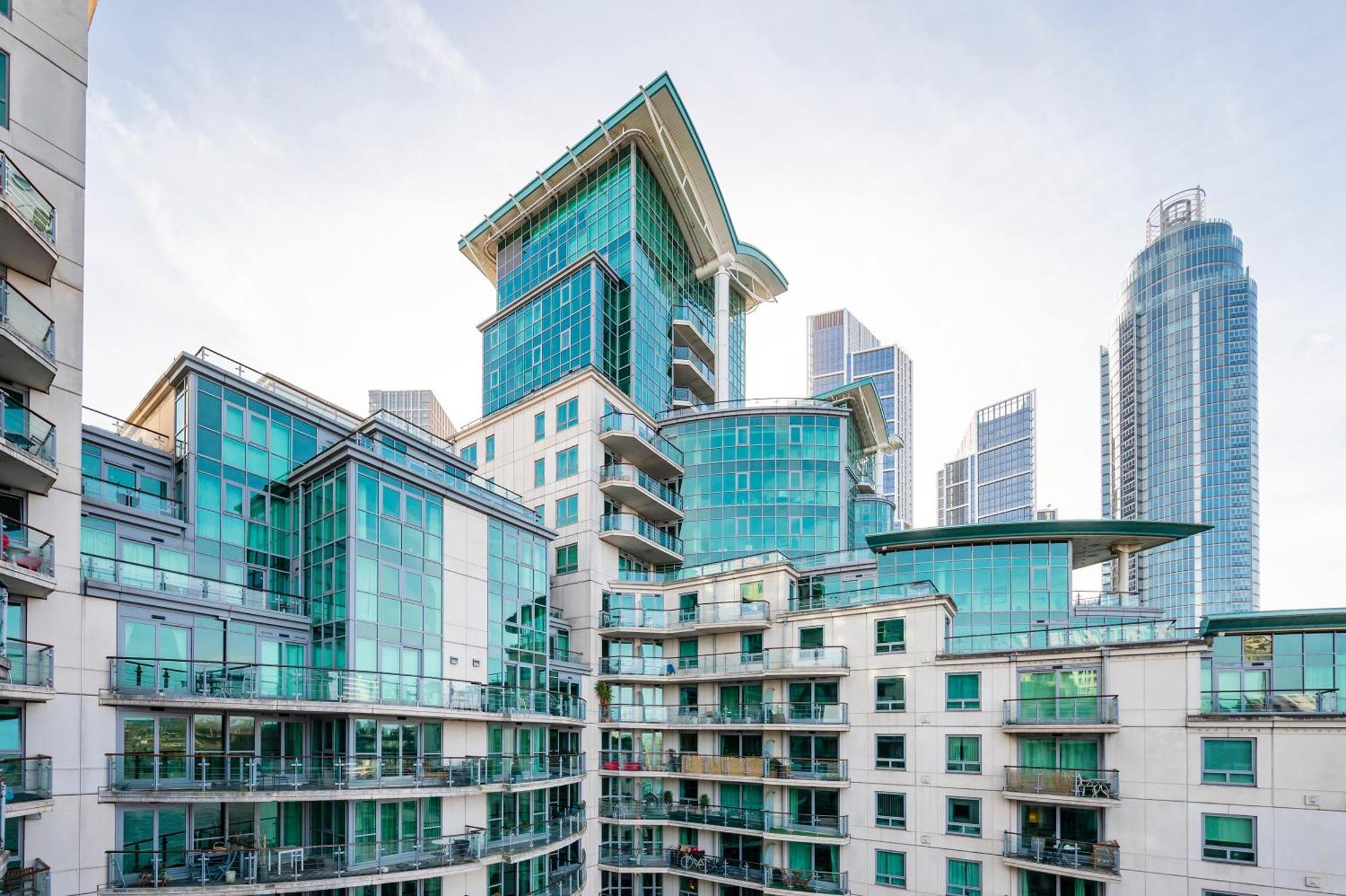 Riverside 2-Bedroom Apartments Londres Extérieur photo