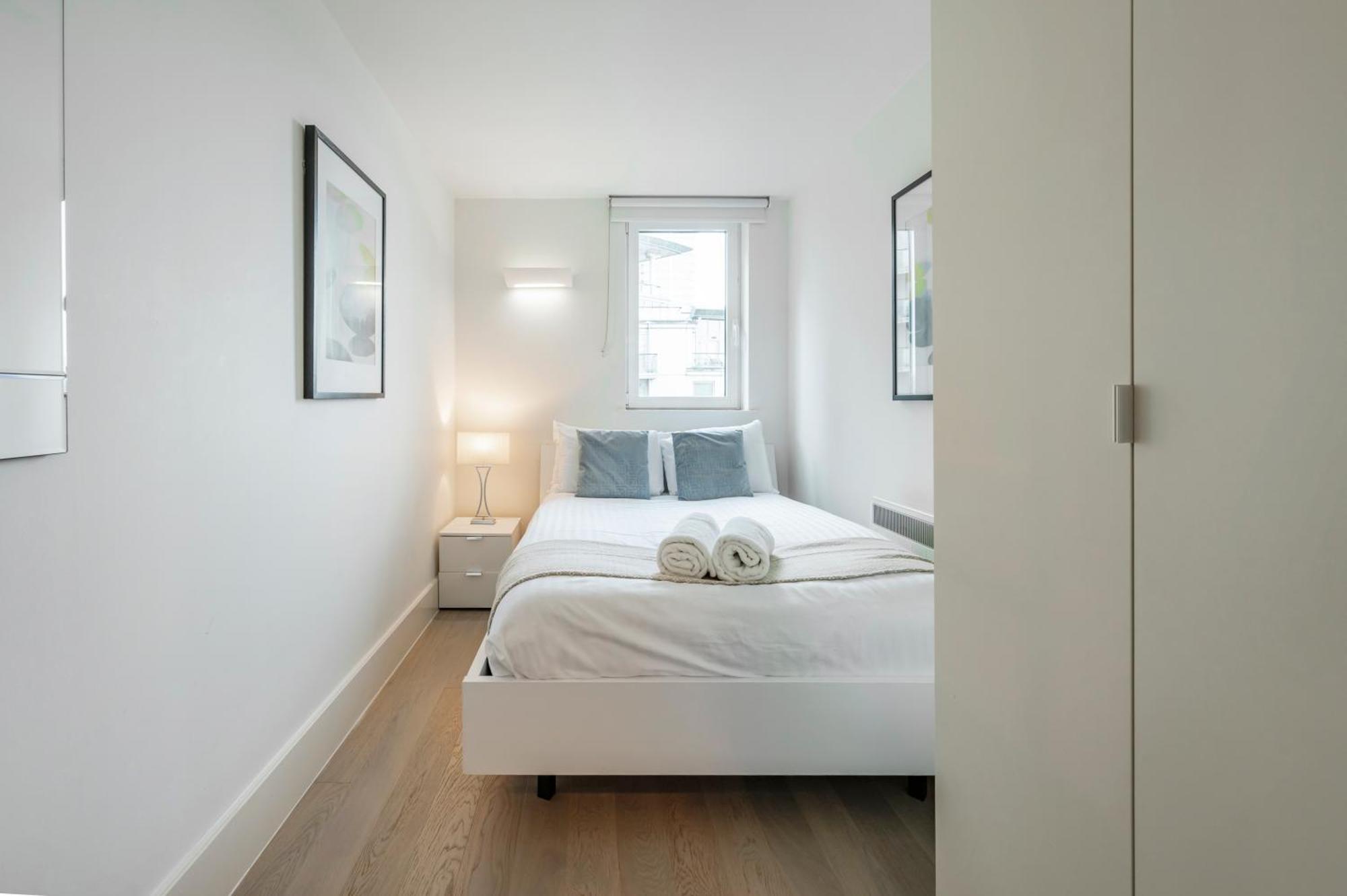 Riverside 2-Bedroom Apartments Londres Extérieur photo